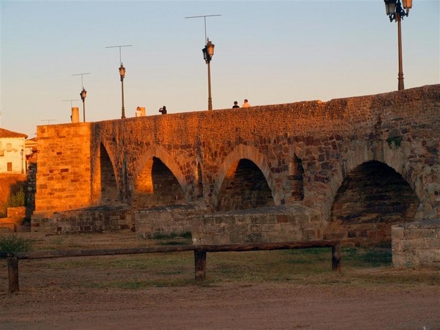 Bron Puente del Paso Honroso i Hospital d´Orbigo