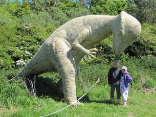 På dinosaur Isle kan man beskåda en dinosaurie i orginalstorlek