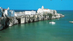 Södra Italien erbjuder även fantastiska kuststräckor