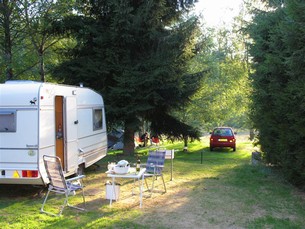 Stämningsfulla enheter på Camping Les Trexons
