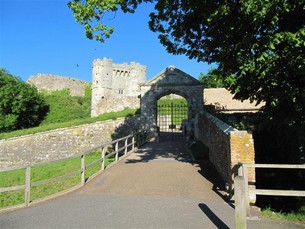 Carisbrooke Castle