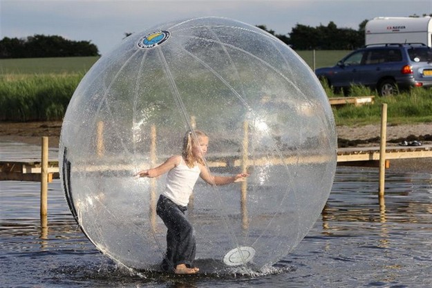 Fun and Water besöker campingplatsen flera gånger under sommaren