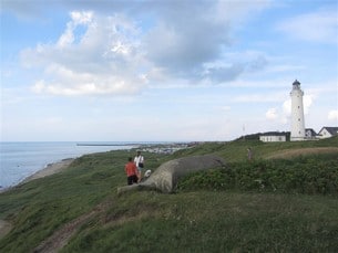 Hirtshals Bunkermuseum, med utsikt över fyren och vattnet