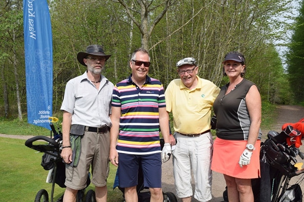 Björn Rydh, Jimmy Nilsson, Benny Skeppström och Cheryl Ottosson-Landerdahl. 