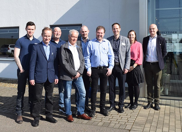 Gänget som tog hand om alla besökare! Joakim Viebke, Ingvar Wöbbe, Per-Olof Holmqvist, Kjell-Arne Bengtsson (ambassadör), Johan Nilsson, Niklas Kågebäck (lånad från Hymer Center Göteborg), Daniel Lindlöf, Anna Lindlöf och Ronny Westerlindh.