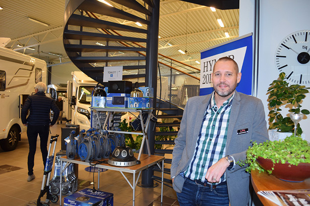 Joakim Dornfeldt representerar den rikstäckande tillbehörsgrossisten LTC. 