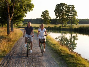 På cykel längs Göta kanal 