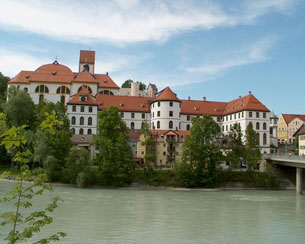 Füssen ligger lige ned til floden Lech