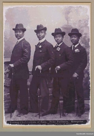Kung Chulalongkorn med tre av prinsarna på besök i Sverige 1897.