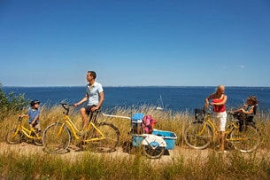 Att cykla runt hela ön är en lagom dagsutflykt. 