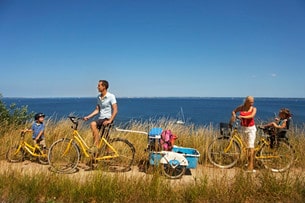 Att cykla runt hela ön är en lagom dagsutflykt. 
