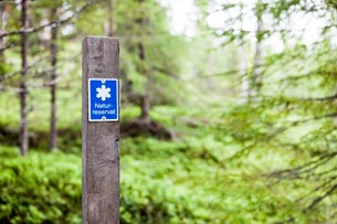 Hällingsåfallets naturreservat sträcker sig från Strömsund och Gäddede.