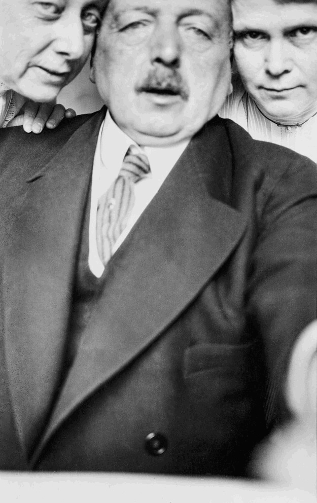 Selfie! Självporträtt med Emma Zorn och Eva Sparre, 1913. 