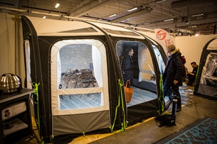 Intresset för Kampas lufttält var stort på mässan Caravan Stockholm i Kista som ägde rum 16-19 februari 2017. 