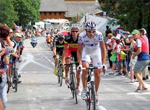 Rutten avslutas på söndag 21 juli. Då har deltagarna cyklat sedan lördag den 20 juni och lagt 3 360 km bakom sig
