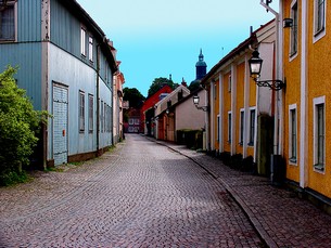 I Vadstena finns det byggnader uppförda så långt tillbaka som på 1200-talet. 