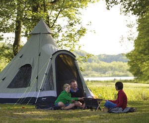 Det nya Indian Lake tältet är enkelt att sätta upp och packa ihop.