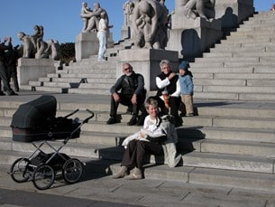 En paus i solen i Vigelandsparken