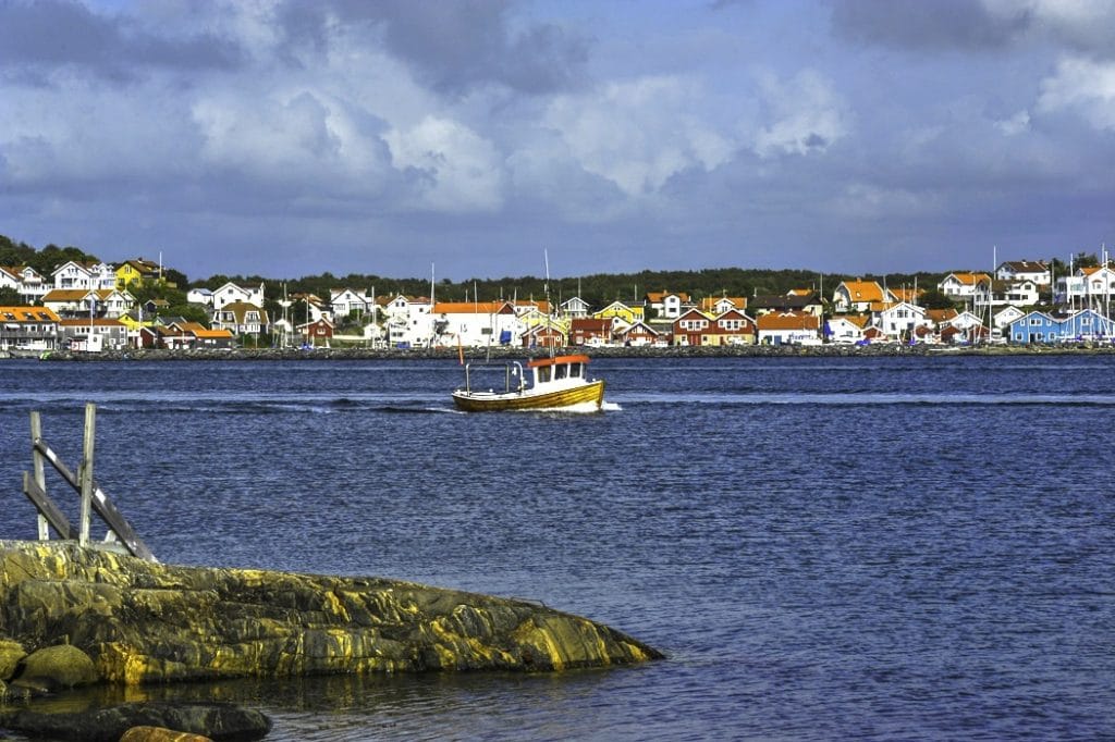 Öckerö kommun består av tio öar som är bebodda året runt. 