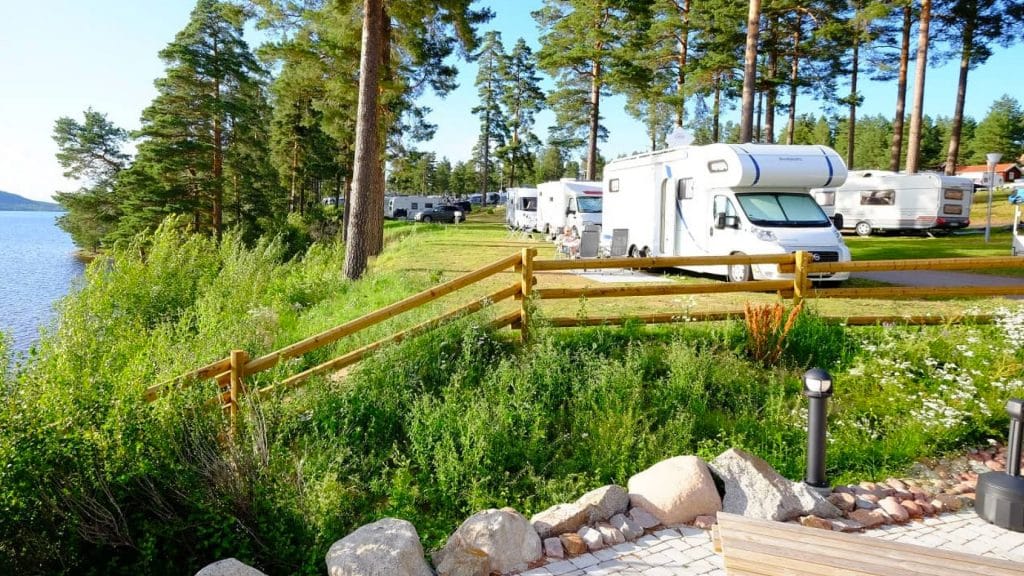 Sverige har fått en ny femstjärnig campingplats i Leksand Strand. 