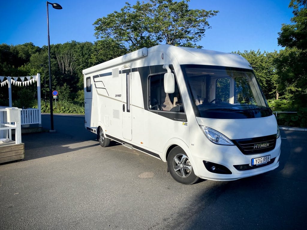 I år åker familjen Zäll åker Vildmarksvägen med en Hymer BL 678.